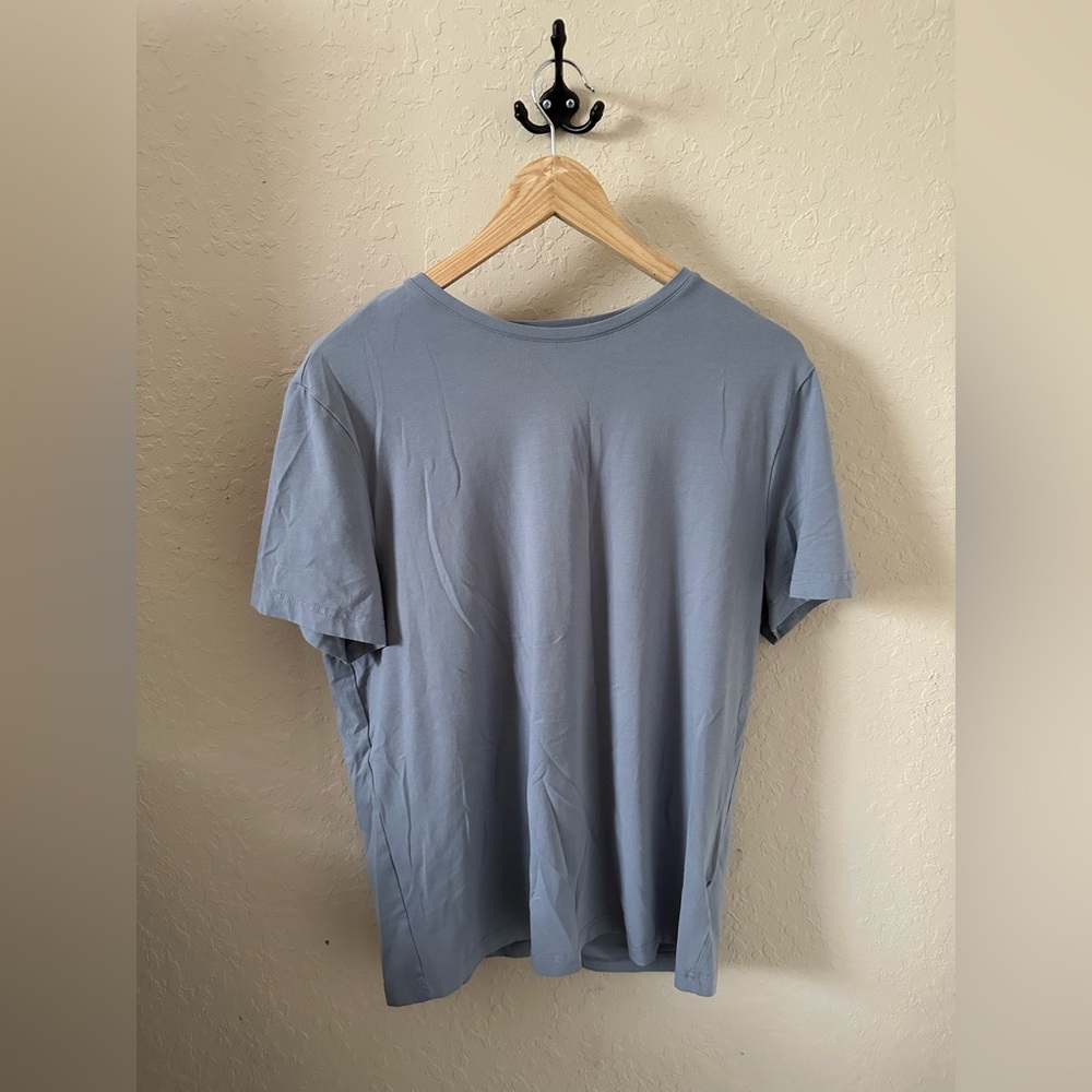 Size Large Gray H&M Slim Fit Short Sleeve Tee